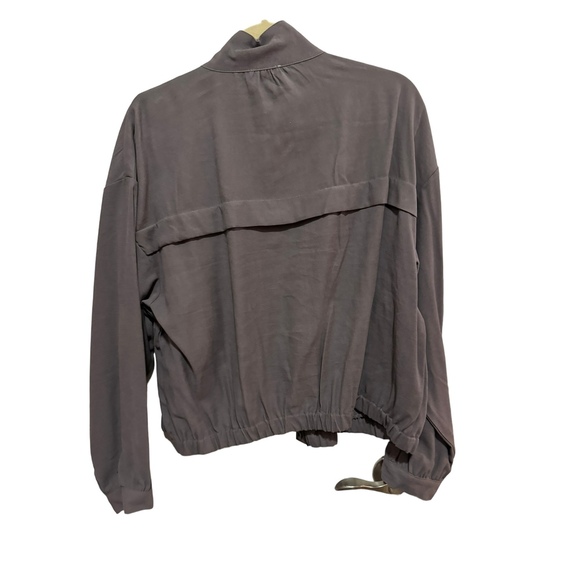 Nine West - Waist Length Snap up Utility Jacket / Blazer - Gray / Taupe - Size L - Picture 2 of 4